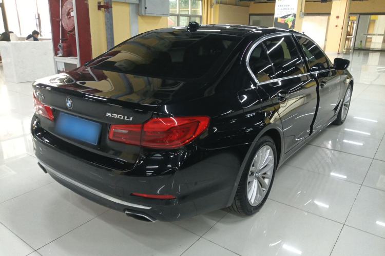 Used BMW 5 Series 2020 530Li Luxury Edition Premium Package Rear Right 45 Deg