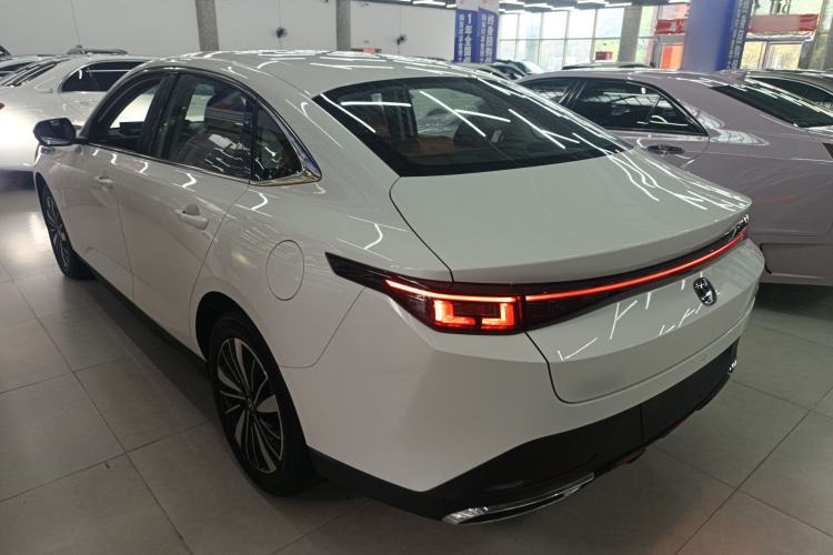 Used CHANGAN Eado PHEV 2025 Smart New Blue Whale 145KM Battleship Edition
