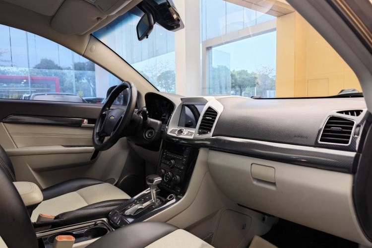 Used Chevrolet Captiva 2017 2.4L Two-Wheel Drive City Edition 5 Seats
