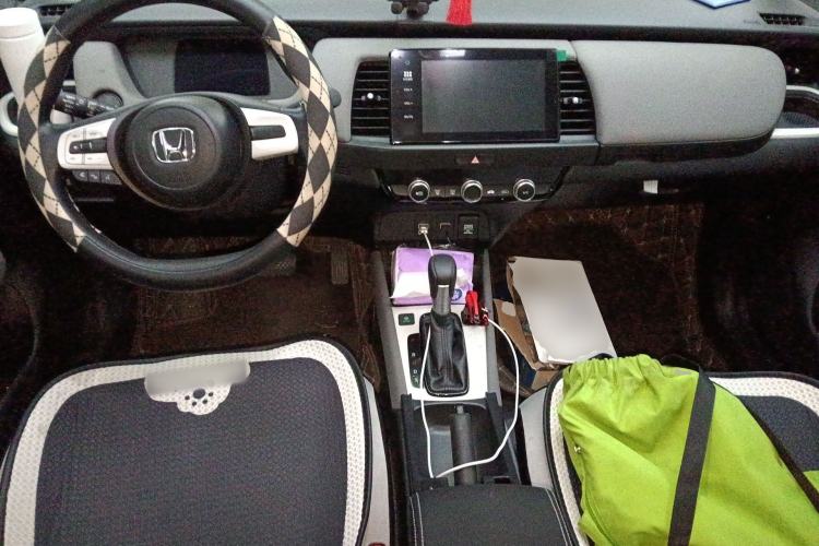 Used Honda LIFE 2021 1.5L CVT CRO-S Fun Edition Center Console