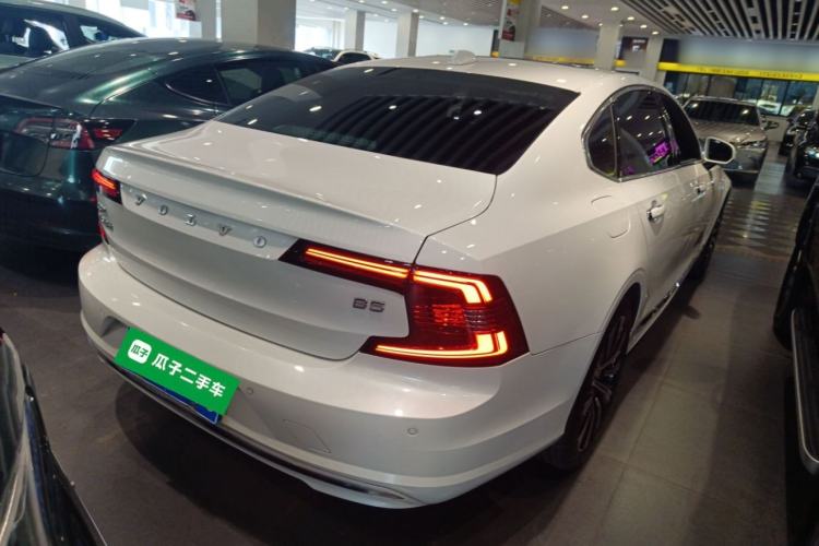 Used Volvo S90 2022 B5 Zhiyuan Luxury Edition
