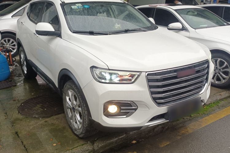 Used Haval H2s 2018 Red-Label 1.5T Dual-Clutch Fashion Edition Front Right 45 Deg