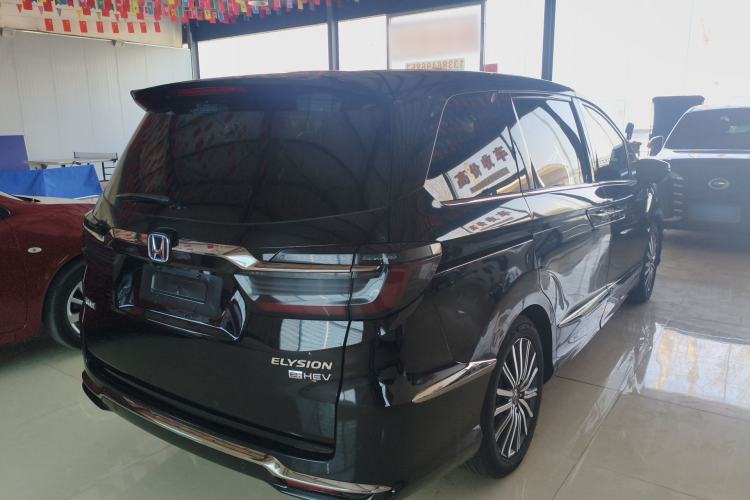 Used Honda Elysion 2022 2.0L eHEV Luxury Edition
