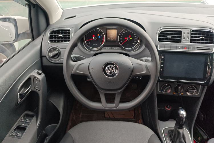 Used Volkswagen Polo 2014 1.4L Automatic Comfort Edition