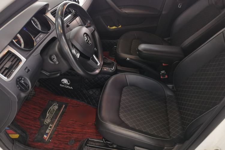 Used Skoda Rapid Spaceback 2018 1.6L Automatic Comfort Edition