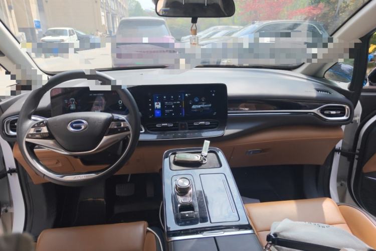 Used AION V 2020 70 PLUS Smart Edition Center Console