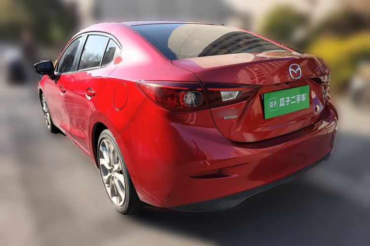 Used Mazda 3 Axela 2014 Sedan 2.0L Automatic Flagship Model