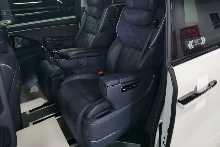 Used GAC Trumpchi Xiangwang M8 2025 Kunkun Series Ultra First-Class Cabin