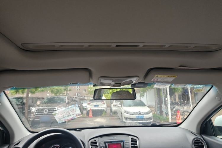 Used Roewe 350 2015 1.5L Automatic Luxury Sunroof Edition