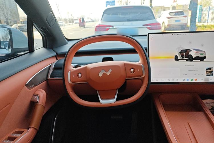 Used ONVO L60 2025 Model—85 kWh Rear-Wheel-Drive Version
