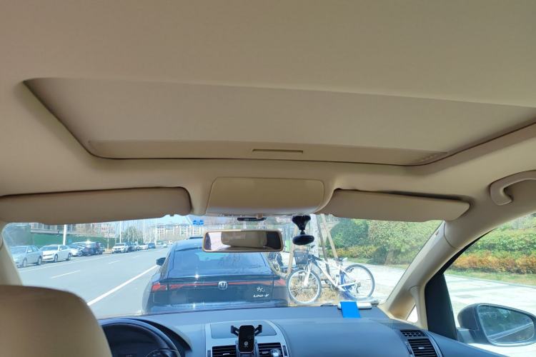 Used Volkswagen Touran 2011 1.4T DSG ZhiZhen Edition 5 Seats Headliner