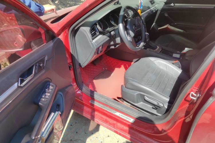 Used Volkswagen Lamando 2018 280TSI DSG Comfort Edition Interior 3