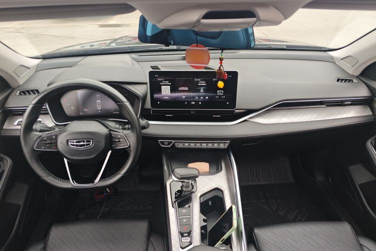 Used Geely Auto Preface 2021 2.0TD Luxury Version Center Console