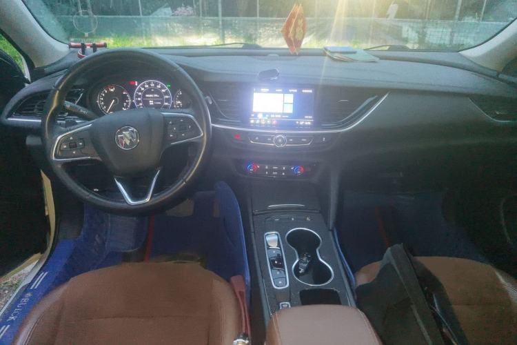 Used Buick Regal 2020 552T Luxury Version
