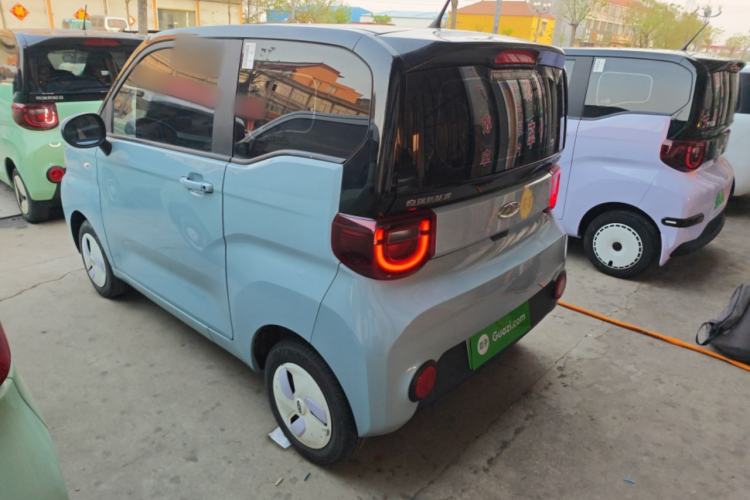 Used Chery QQ Ice Cream 2022 170km Sundae Phosphate Lithium-Ion Exterior 2