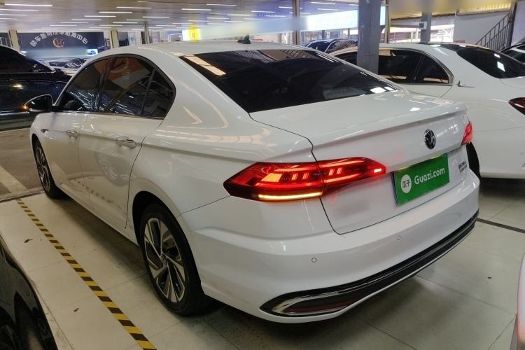 Used Volkswagen Bora 2023 300TSI DSG Prestige Edition