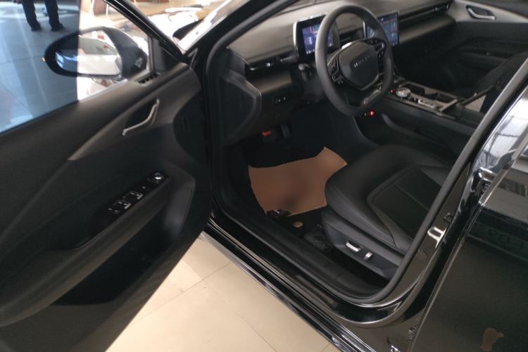 Used Wuling Xingguang 2024 Co-creation Edition 150 Standard Model Driver Seat