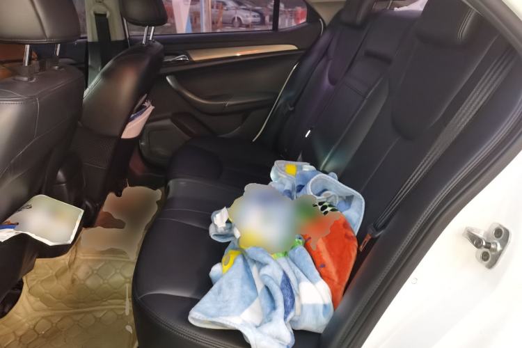 Used Roewe 360 2015 1.5L Manual Luxury Edition Left Rear Seat