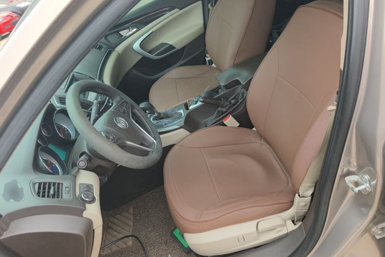 Used Buick Regal 2014 2.0L Leading Fashion Edition Left Front Seat