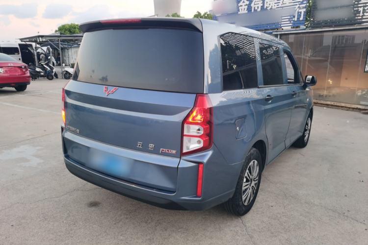 Used Wuling Hongguang PLUS 2020 1.5L Manual Standard Edition 5 Seats

