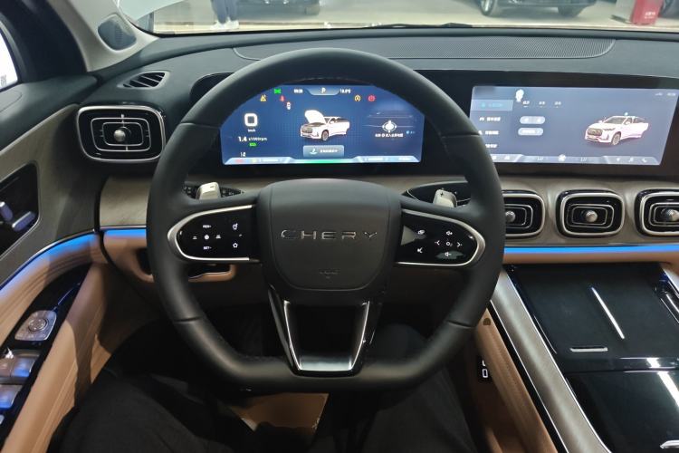 Used Chery Tiggo 9 2023 2.0T Dual-Clutch Two-Wheel Drive Luxury Edition 7 Seats Steering Wheel