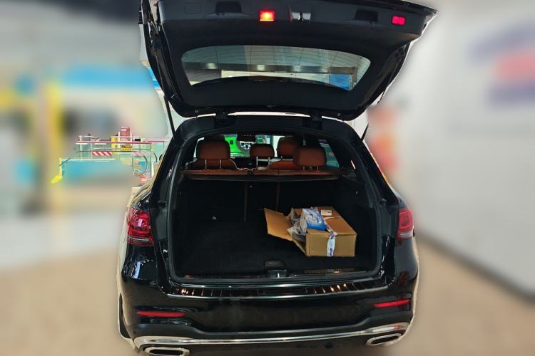 Used Mercedes-Benz GLC 2020 GLC 300 L 4MATIC Luxury Model Trunk