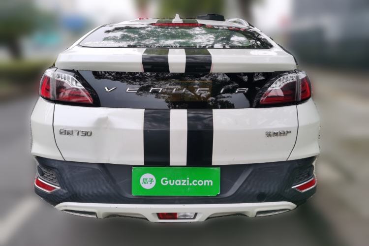 Used Venucia T90 2017 2.0L Manual ZhiShang Edition Rear