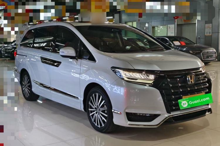 Used Honda Elysion 2024 2.0L eHEV Luxury Edition
