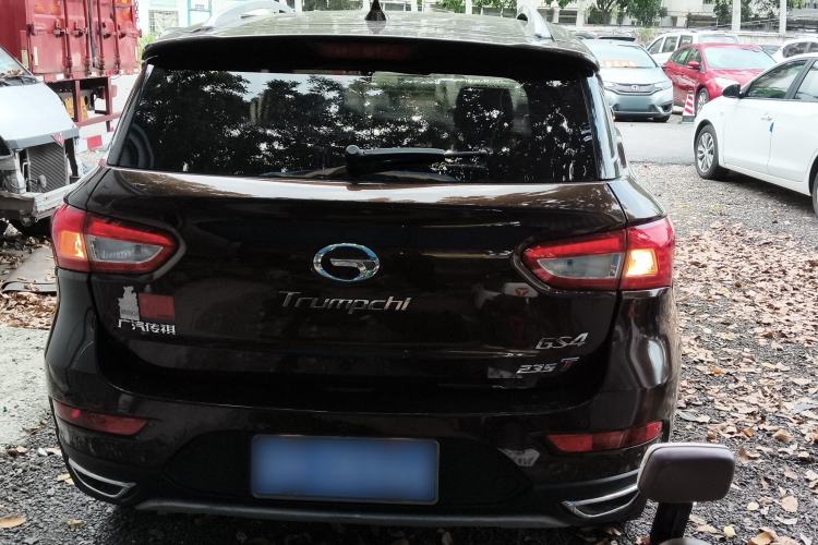Used GAC Trumpchi GS4 2017 235T Manual Two-Wheel Drive Luxury Edition
