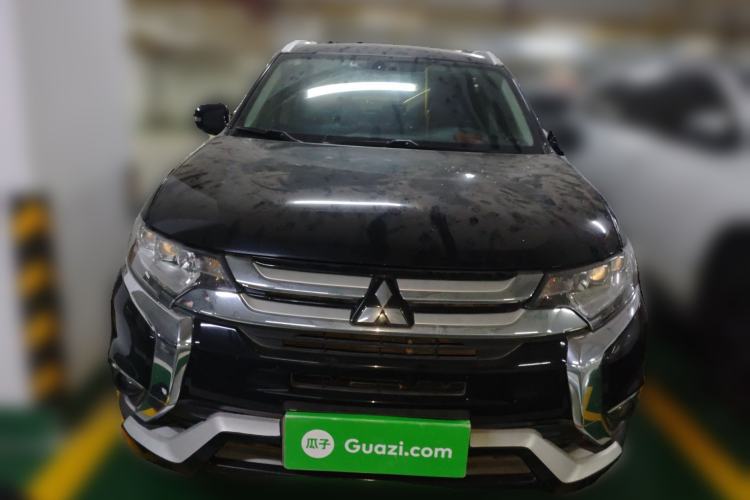Used Mitsubishi Outlander 2018 2.4L 4x4 Elite Edition 5 Seats Front
