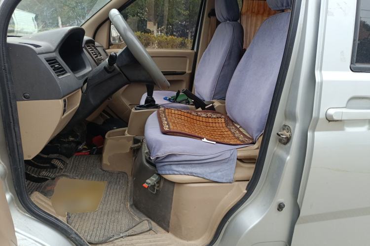 Used Wuling Rongguang 2014 1.2L S Base Model