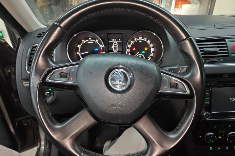 Used Skoda Yeti 2014 1.8TSI DSG All-Wheel Drive Edition
