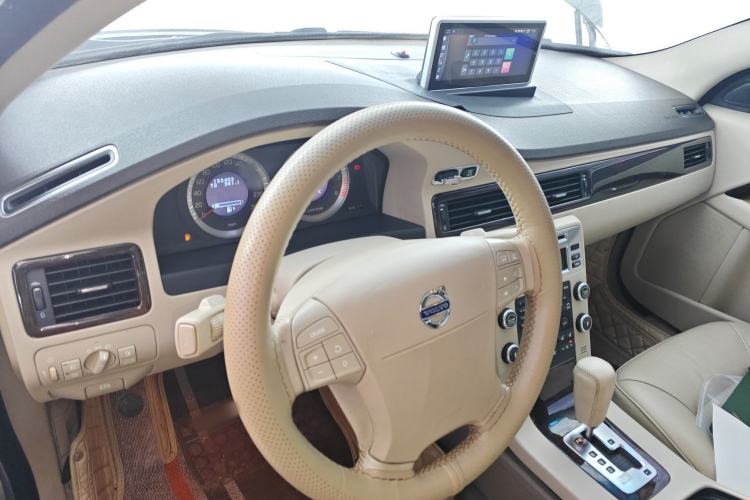 Used Volvo S80L 2009 2.5T ZhiZun Edition