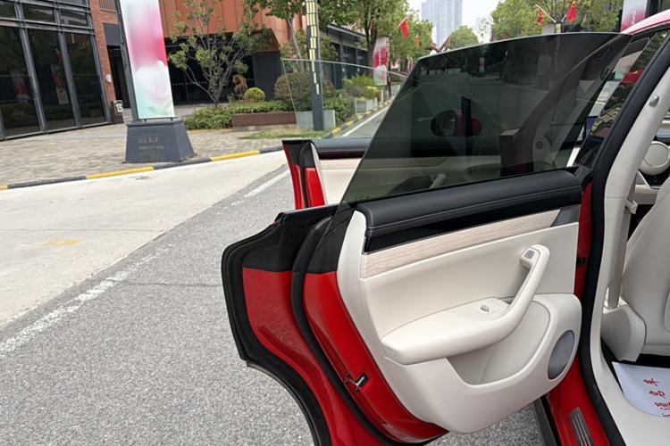 Used Hima Luxeed S7 2025 785 km Ultra