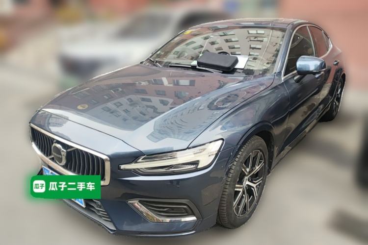 Used Volvo S60 2024 B4 Zhiyi Luxury Edition