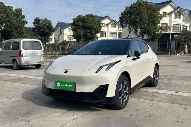 Used Lynk & Co Z20 2025 530 km Range Rear-Wheel Drive Pro