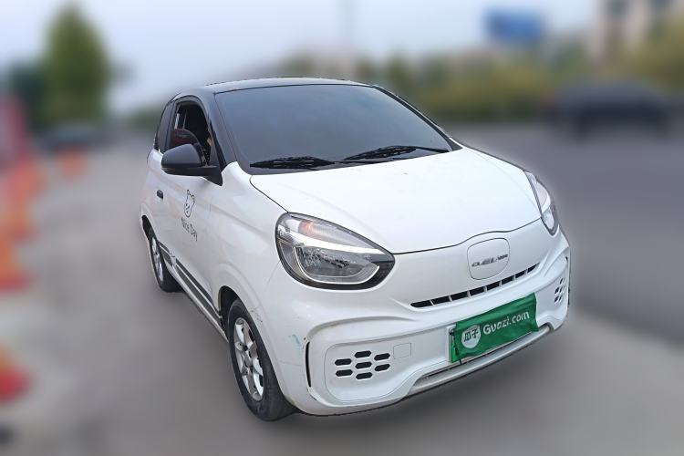 Used Roewe Clever 2022 311km QiQi BoBo Edition Front Right 45 Deg