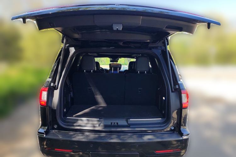 Used Lincoln Navigator 2020 3.5T Prestige Edition Trunk