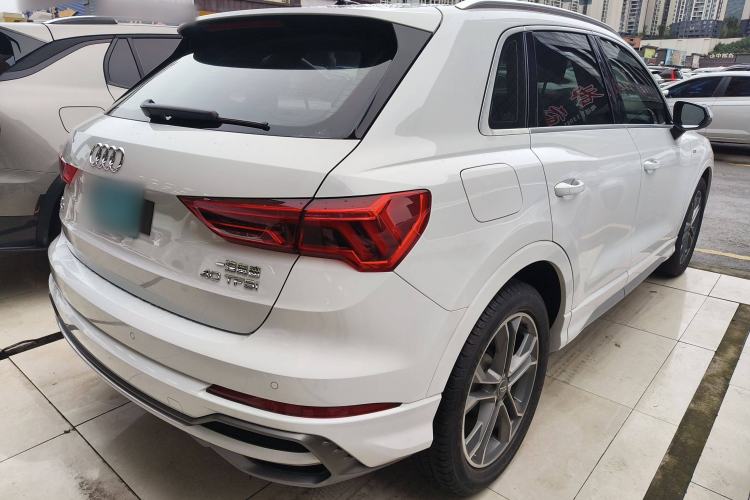 Used Audi Q3 2020 40 TFSI Fashion Dynamic Model
