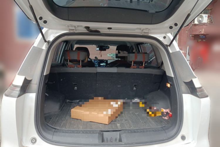 Used AION Y 2023 Younger