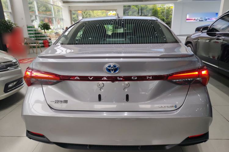 Used Toyota Avalon 2022 Dual-Engine 2.5L Luxury Edition