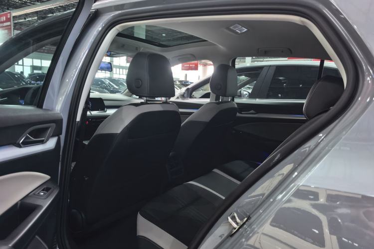 Used Volkswagen Golf 2021 280TSI DSG Pro Interior 2