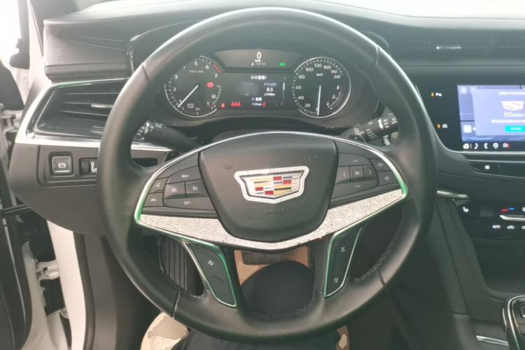 Used Cadillac XT5 2021 2.0T Two-Wheel Drive Luxury Version Steering Wheel