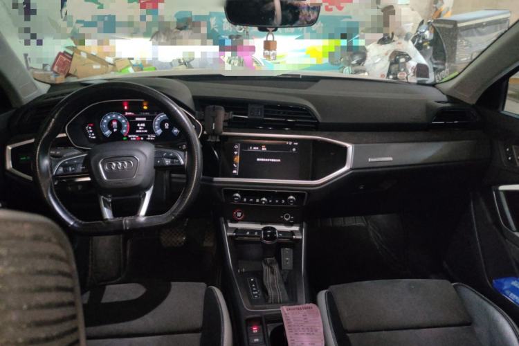 Used Audi Q3 2020 35 TFSI Fashion Dynamic Model
