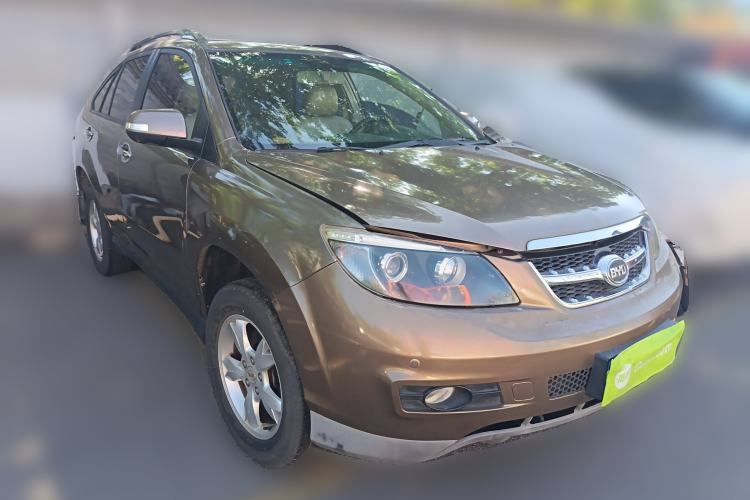 Used BYD S6 2012 2.0L Manual Luxury Version