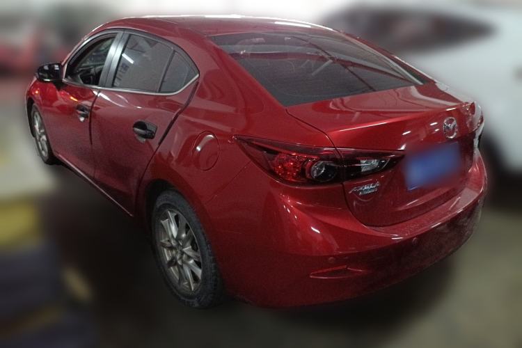 Used Mazda 3 Axela 2016 Sedan 1.5L Automatic Comfort Model

