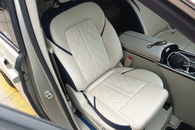 Used Buick GL8 2020 ES Land Cruiser 653T Comfort Edition