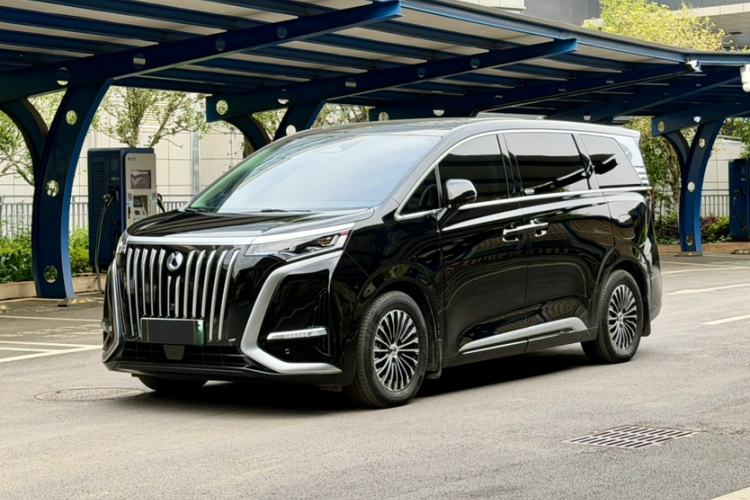 Used Denza D9 2025 EV Intelligent Driving Edition 620 Luxury Model