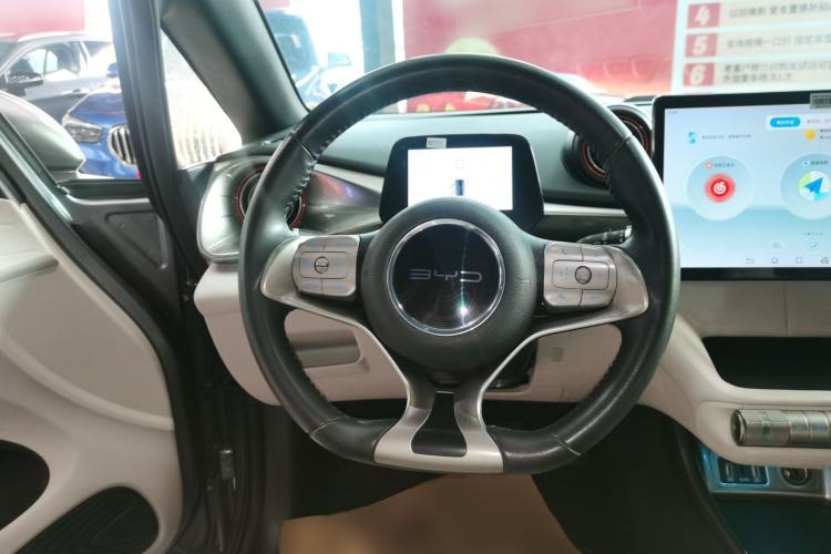 Used BYD Dolphin 2021 405 km Fashion Edition