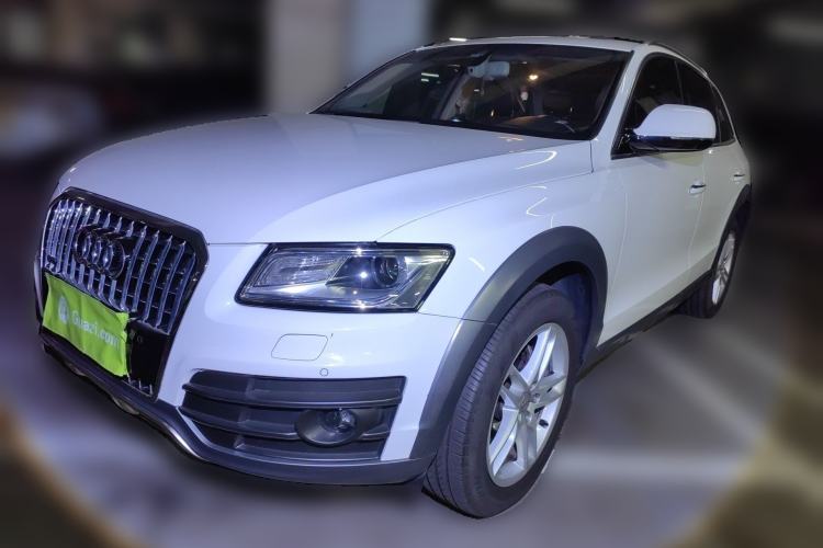 Used Audi Q5 2017 Plus 40 TFSI Technology Model